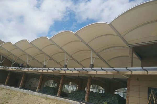 海北膜布加工服務流程詳解：從原料到成品，每一步都精益求精